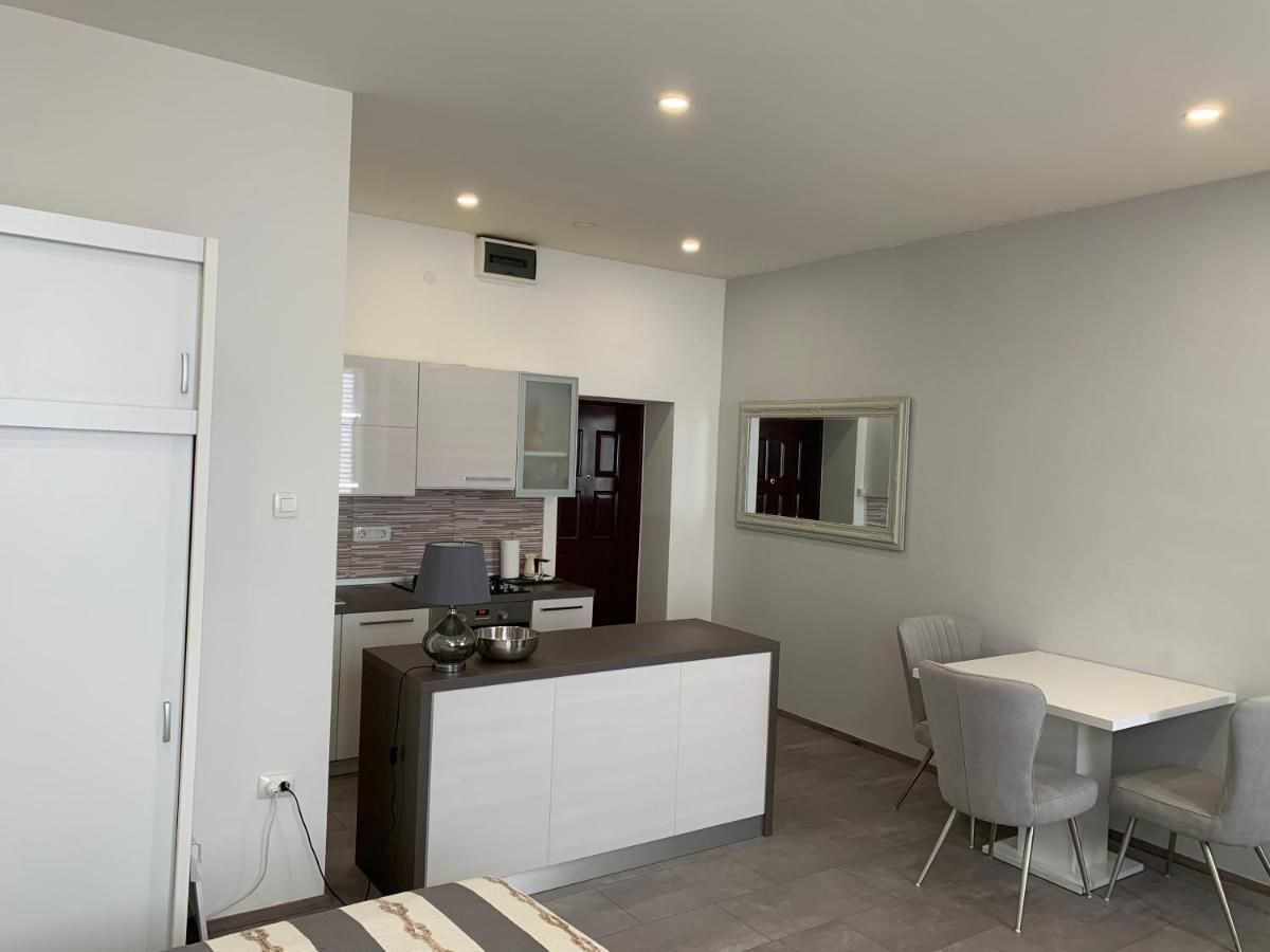 Zara City Apartments Екстериор снимка