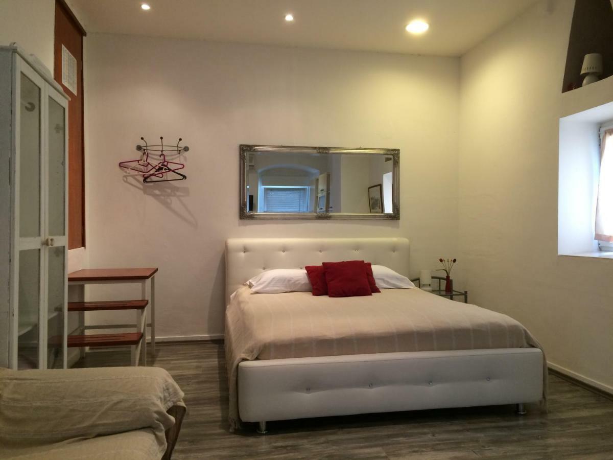 Zara City Apartments Стая снимка